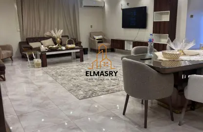 شقة - 3 غرف نوم - 2 حمامات للبيع في ميدان لبنان - المهندسين - الجيزة