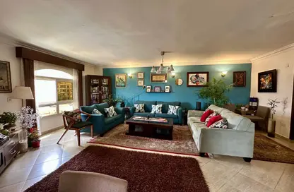 شقة - 3 غرف نوم - 2 حمامات للبيع في الحي السابع - الشيخ زايد - الجيزة