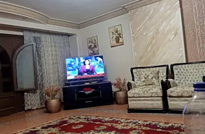 Apartment - 3 Bedrooms - 2 Bathrooms for rent in Cornish El Nile St. - Maadi - Hay El Maadi - Cairo