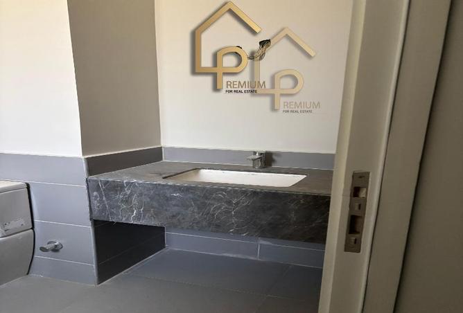 7027843 - Property Image 2