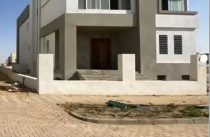 Villa - 5 Bedrooms - 7 Bathrooms for sale in Hyde Park - 5th Settlement Compounds - The 5th Settlement - New Cairo City - Cairo