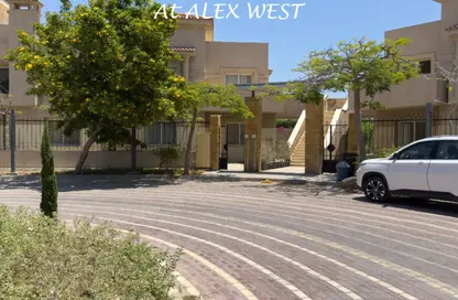 Villa - 3 Bedrooms - 2 Bathrooms for sale in Alex West - Alexandria Compounds - Alexandria