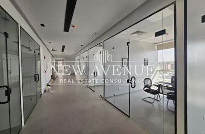 مساحات مكتبية - استوديو - 4 حمامات للايجار في شارع مجمع البنوك - شارع التسعين الجنوبي - التجمع الخامس - مدينة القاهرة الجديدة - القاهرة
