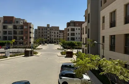 شقة - 2 غرف نوم - 3 حمامات للبيع في مساكن ديستريكت 5 - كمبوندات القطامية - القطامية - مدينة القاهرة الجديدة - القاهرة