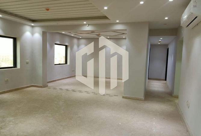 8382610 - Property Main Image