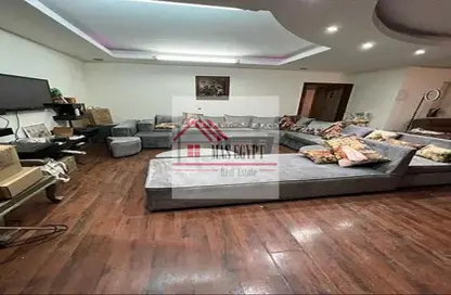 Apartment - 3 Bedrooms - 2 Bathrooms for sale in Geziret Al Arab St. (El Mohandes Mohamed Hassan Helmy) - Mohandessin - Giza