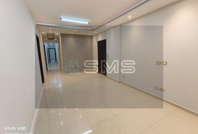 8521803 - Property Image 3