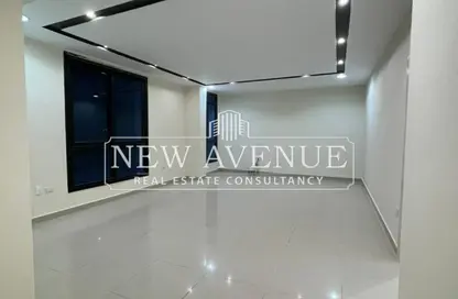 عيادة - استوديو - 1 حمام للبيع في الجازي مول - المستثمرين الشمالية - مدينة القاهرة الجديدة - القاهرة