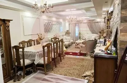 Apartment - 3 Bedrooms - 2 Bathrooms for sale in Al Farek Ismail Srhank St. - Laurent - Hay Sharq - Alexandria
