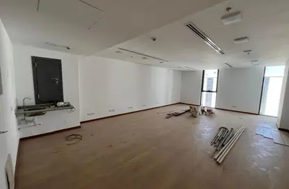 Office Space - Studio - 1 Bathroom for rent in Hyde Park Business District Mall - South Teseen St. - The 5th Settlement - New Cairo City - Cairo