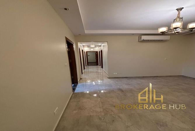 8146233 - Property Image 3