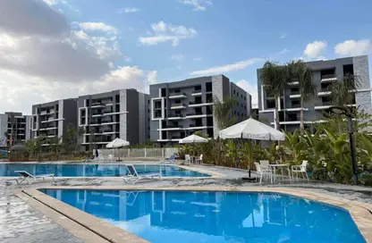 Apartment - 3 Bedrooms - 3 Bathrooms for sale in Sun Capital - Fayoum Desert road - 6 October City - Giza