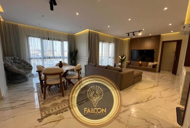 8240488 - Property Image 3