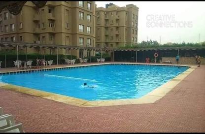 Apartment - 2 Bedrooms - 1 Bathroom for sale in Town View - Hadayek October - 6 October City - Giza