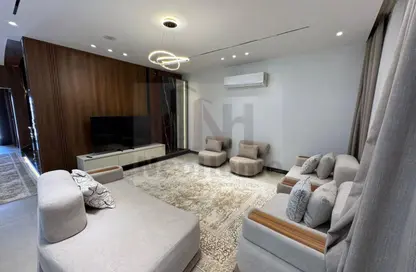 Villa - 3 Bedrooms - 3 Bathrooms for rent in Madinaty - Cairo