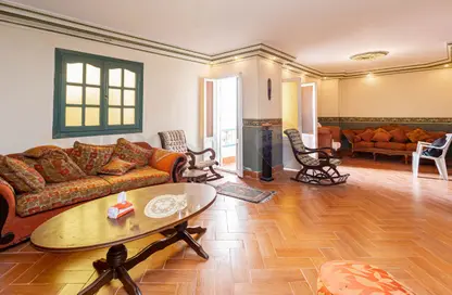 شقة - 3 غرف نوم - 2 حمامات للبيع في لوران - حي شرق - الاسكندرية