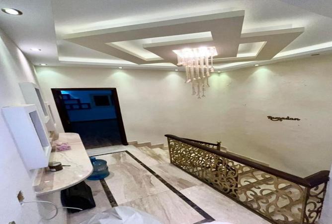 8180895 - Property Image 3