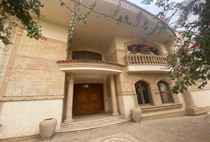 8038354 - Property Image 2