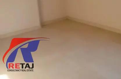 Apartment - 3 Bedrooms - 2 Bathrooms for rent in Zaker Hussein St. - Al Hadiqah Al Dawliyah - 7th District - Nasr City - Cairo