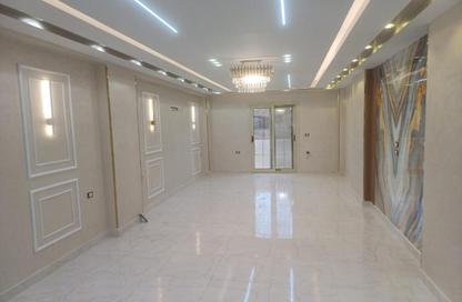 Apartment - 3 Bedrooms - 3 Bathrooms for sale in El Mariouteya - Faisal - Hay El Haram - Giza