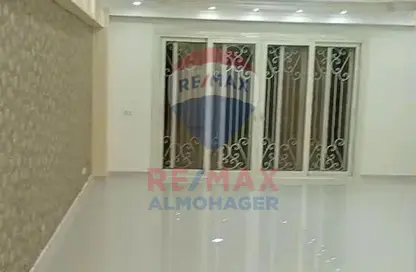 شقة - 2 غرف نوم - 1 حمام للايجار في جرين 3 - الحي الثاني - الشيخ زايد - الجيزة