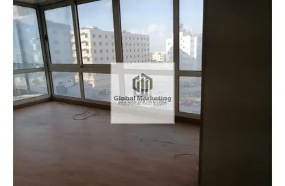 مساحات مكتبية - استوديو - 2 حمامات للايجار في شارع مجمع البنوك - شارع التسعين الجنوبي - التجمع الخامس - مدينة القاهرة الجديدة - القاهرة