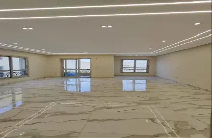 Apartment - 3 Bedrooms - 3 Bathrooms for sale in Al Khamayel city - Sheikh Zayed Compounds - Sheikh Zayed City - Giza