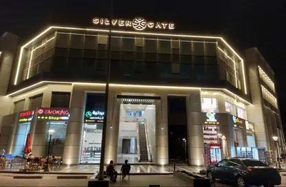 محل تجاري - استوديو للبيع في مول سيلفر جيت - الحي الثاني عشر - الشيخ زايد - الجيزة
