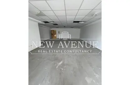 مساحات مكتبية - استوديو - 2 حمامات للايجار في كونكورد بلازا - المستثمرين الجنوبية - مدينة القاهرة الجديدة - القاهرة