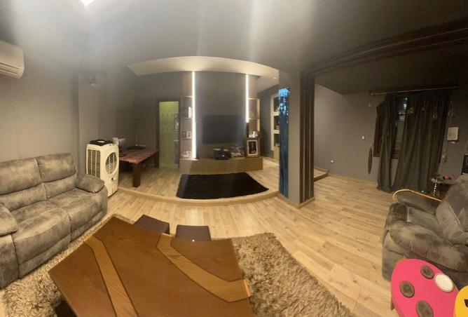 8318088 - Property Image 2