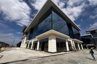 Office Space - Studio - 2 Bathrooms for sale in Golden Gate - South Teseen St. - The 5th Settlement - New Cairo City - Cairo