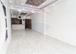 Apartment - 3 bedrooms - 2 bathrooms for للبيع in Al Ekbal St. - Laurent - Hay Sharq - Alexandria