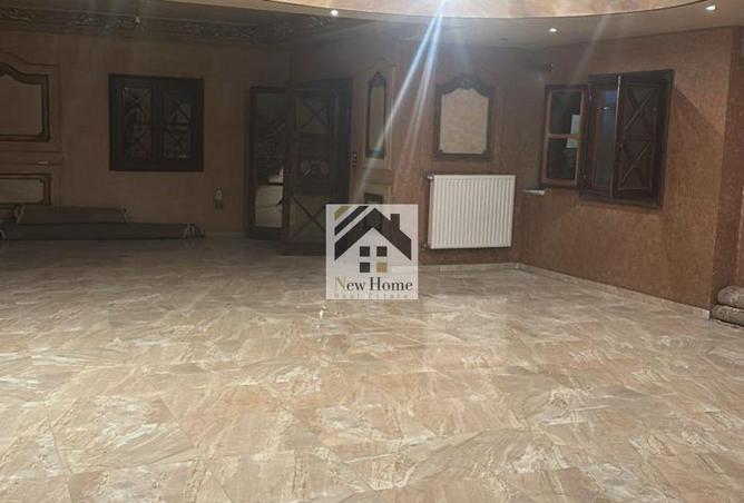 8371401 - Property Image 2