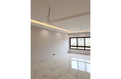 Apartment - 3 Bedrooms - 3 Bathrooms for rent in One 16 - Sheikh Zayed Compounds - Sheikh Zayed City - Giza