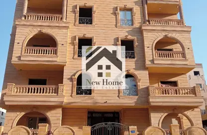 Apartment - 4 Bedrooms - 3 Bathrooms for sale in South Lotus - El Lotus - New Cairo City - Cairo