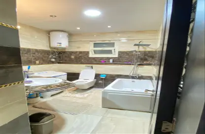 Apartment - 2 Bedrooms - 2 Bathrooms for rent in Al Mesaha St. - Dokki - Giza