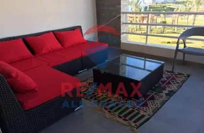 (بنتهاوس  (روف - 3 غرف نوم - 2 حمامات للبيع في أمواج - سيدي عبد الرحمن - الساحل الشمالي (بنتهاوس  (روف - 3 غرف نوم - 2 حمامات للبيع في أمواج - سيدي عبد الرحمن - الساحل الشمالي