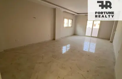 Apartment - 3 Bedrooms - 3 Bathrooms for rent in North Lotus - El Lotus - New Cairo City - Cairo
