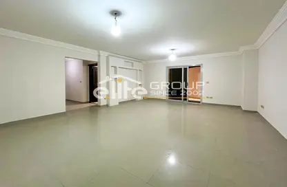 Apartment - 3 Bedrooms - 2 Bathrooms for sale in Stanley Bridge - Stanley - Hay Sharq - Alexandria