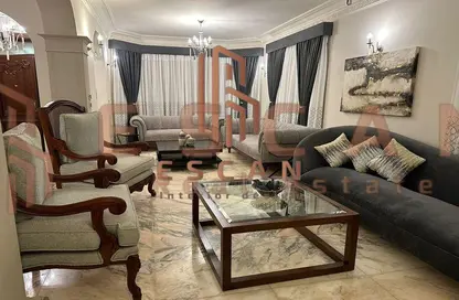 فيلا - 3 غرف نوم - 3 حمامات للايجار في شارع بيرم التونسي - الرحاب المرحلة الأولى - الرحاب - مدينة القاهرة الجديدة - القاهرة