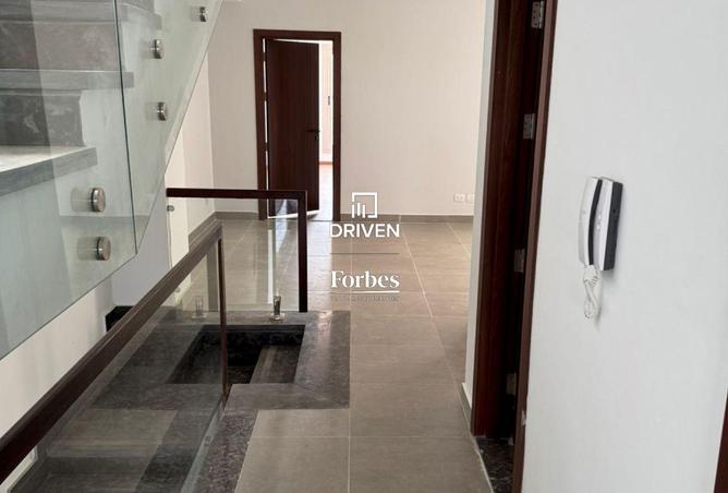 8191914 - Property Image 2