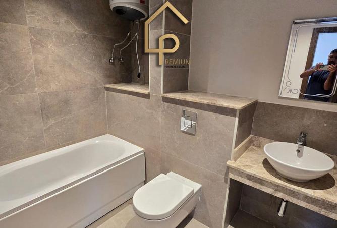 8451702 - Property Image 3