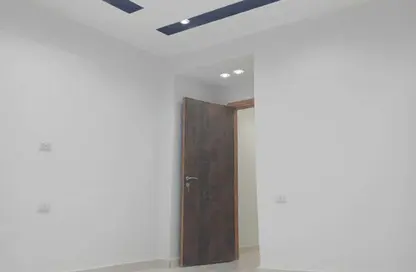 Apartment - 3 Bedrooms - 2 Bathrooms for sale in Al Lebeny Axis - El Mariouteya - Faisal - Hay El Haram - Giza