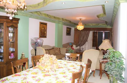 Apartment - 3 Bedrooms - 2 Bathrooms for sale in Al Naam Al Kadim Sq. - Helmeyet El Zaitoun - Hay El Zaytoun - Cairo