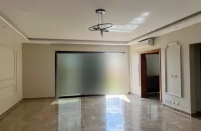 شقة - 3 غرف نوم - 3 حمامات للايجار في 6 ويست - بيفرلي هيلز - كمبوندات الشيخ زايد - الشيخ زايد - الجيزة شقة - 3 غرف نوم - 3 حمامات للايجار في 6 ويست - بيفرلي هيلز - كمبوندات الشيخ زايد - الشيخ زايد - الجيزة