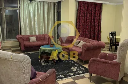 Apartment - 3 Bedrooms - 2 Bathrooms for sale in Abou Al Feda St. - Zamalek - Cairo