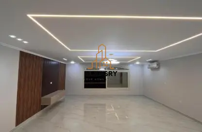 Apartment - 3 Bedrooms - 2 Bathrooms for sale in Al Dokki St. - Dokki - Giza