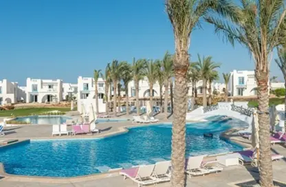 Penthouse - 2 Bedrooms - 2 Bathrooms for sale in Mountain View - Ras Al Hekma - North Coast