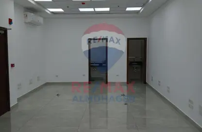 Office Space - Studio - 2 Bathrooms for rent in District 5 - 5th Settlement Compounds - The 5th Settlement - New Cairo City - Cairo