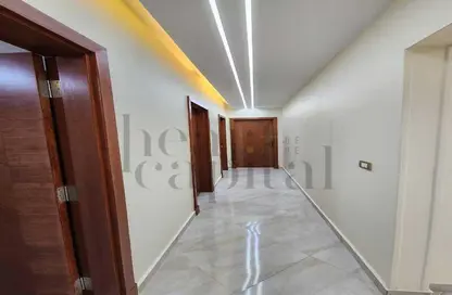 Apartment - 2 Bedrooms - 3 Bathrooms for sale in Al Khamayel city - Sheikh Zayed Compounds - Sheikh Zayed City - Giza
